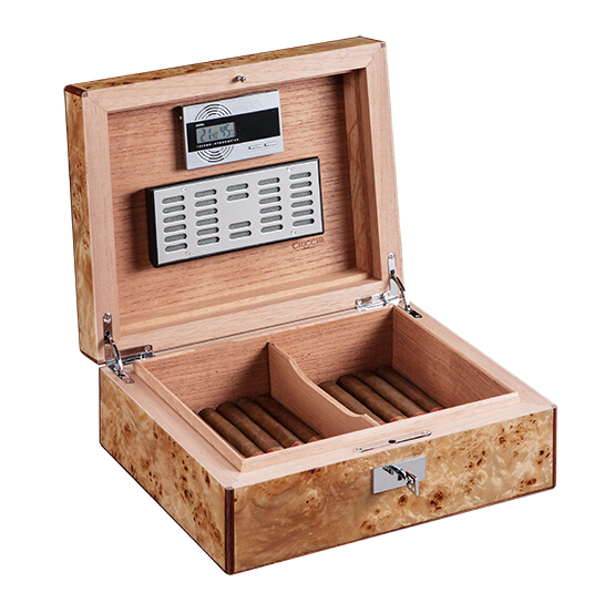杨木树瘤钢琴烤漆雪茄盒（70支）